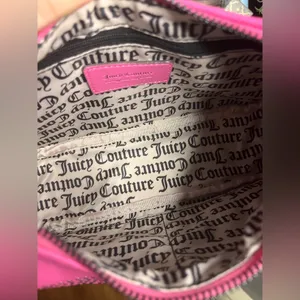 Juicy Couture Obsession Crossbody Bag Juicy Pink Studded Logo NWT thumbnail 8