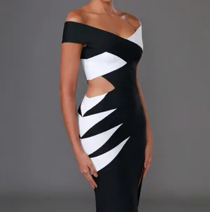 Boutique Black Off-The-Shoulder Maxi Prom/Formal Dress thumbnail 3