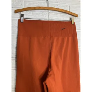 Nike Flare Chill knit Pants Women Medium Orange Excellent High Waist‎ FN4685-825 thumbnail 5