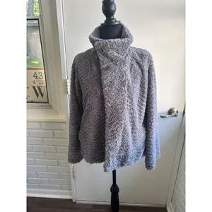 Patagonia Pelage Fleece Jacket small gorpcore athleisure layered hiking camp thumbnail 2