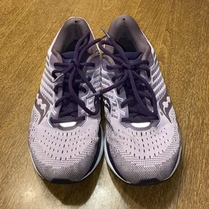 Saucony Ride 13 Running Shoe- Women’s size 10‎ in purple thumbnail 3
