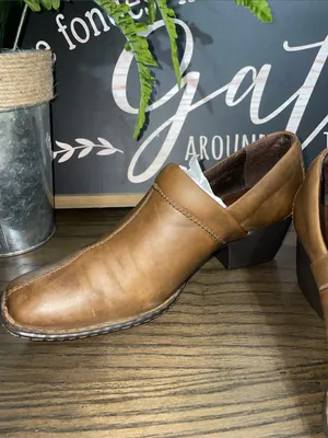 Born Kinney Brown Leather Slip-On Heeled Loafer Booties Size 9 thumbnail 8