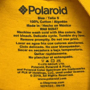 Polaroid Graphic T-Shirt Womens Small Yellow Streetwear Retro Cropped Y2K Indie thumbnail 3