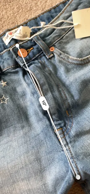 H&M X Coachella Star Print Jean Shorts thumbnail 7