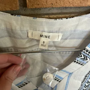 Mine White & Blue Striped Tank Sleeveless Top Blouse Women’s Size Small thumbnail 2