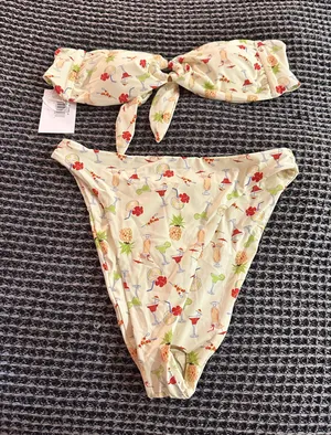 Dippin' Daisy's Bikini Set thumbnail 1