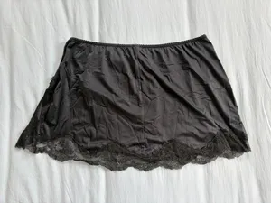 SKIMS Slip Skirt Stretch Satin Lace Low-Rise thumbnail 2