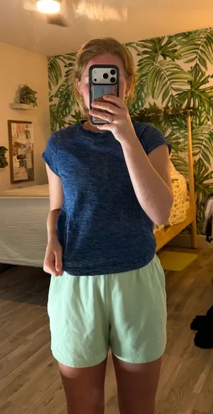 Universal Threads Basic blue baby tee S thumbnail 1