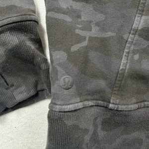 Lululemon Scuba Pullover Hoodie Black Camo Size 8 Funnel Neck Cozy Sweatshirt thumbnail 3