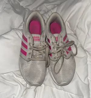 Pink And Tan Cloudfoam sneakers thumbnail 2