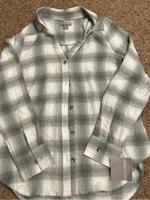 Falls Creek Sage Green and White Plaid Button-Down Shirt thumbnail 1