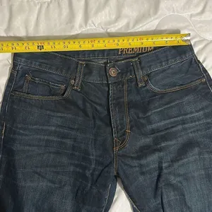 Gap Straight Fit Jeans Dark Wash Waist 28, Inseam 29 inches thumbnail 3