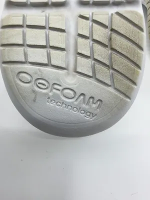 OOFOS OOmy Stride sneakers feature a breathable mesh uppers. Color white SZ 7.5 thumbnail 8