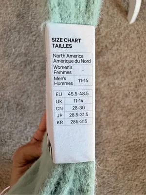 Lululemon Daily Essential Fuzzy Socks Size XL JDGR NWT thumbnail 4