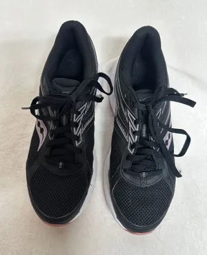 Saucony Cohesion Women's Black and White Mesh Running Shoes thumbnail 1