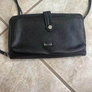 The Sak Iris Black Leather Crossbody Wallet Bag Organizer Clutch Silver Hardware thumbnail 2