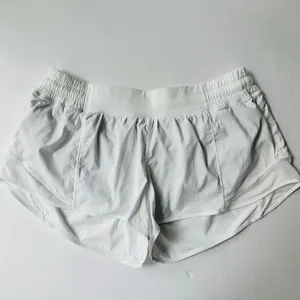 Lululemon Hotty Hot II Low Rise Short 2.5" White Size 10 Run Gym thumbnail 3