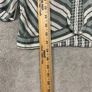 American Eagle Shirt Womens Medium Cropped Green‎ White Stripe Keyhole Smocked thumbnail 4