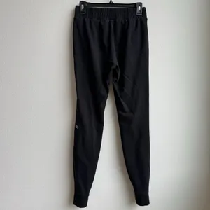 Alo Women Sweatpant Medium? Black Drawstring Waist Modal Athleisure Jogger Logo thumbnail 4