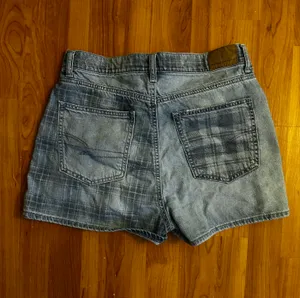 American Eagle Outfitters Shorts thumbnail 2