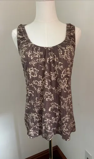 Motherhood Maternity Brown & Cream Floral Scoop Tank thumbnail 1
