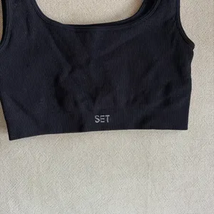 Set Active Black Ribbed Sports Bra thumbnail 2