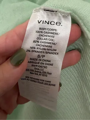 Vince Mint Green 100% Cashmere Scoop Neck Sweater Size Small Pullover Light Knit thumbnail 3