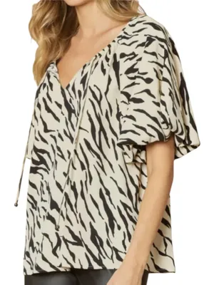 Anthropologie Entro Zebra Print Puff Sleeve Blouse Top Womens Small NEW thumbnail 1