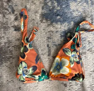 Bikini Hollister Set thumbnail 5