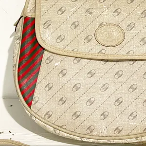 Gucci‎ Vintage Cream Diagonal Stripe Red Trim Mini Shoulder Crossbody Bag thumbnail 2