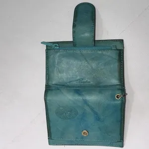Buxton‎ Top Grain Cowhide Leather Minimalist Designer Turquoise Folding Wallet thumbnail 9