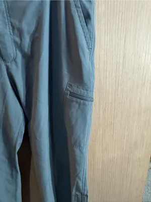 Women’s Eddie Bauer Grey Stretch Ripstop Crop Hiking Pants Size 12 thumbnail 3