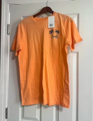Crown & Ivy T-Shirt thumbnail 1