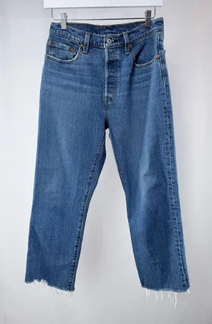 Levi's 501 Raw Hem Straight Leg Jeans in Medium‎ Blue Size 28 x 26 thumbnail 1