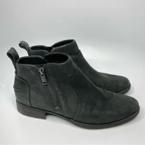 UGG Aureo ll suede waterproof ankle‎ boots size 8 thumbnail 2