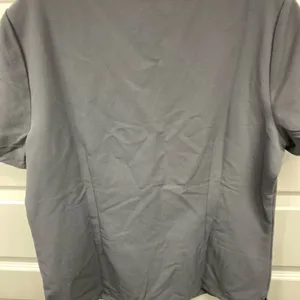 FIGS Technical Collection Women’s Scrub Catarina Top Gray 2 Pockets Medium thumbnail 6