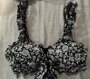 Xhilaration Black and White Floral Bikini Top thumbnail 1