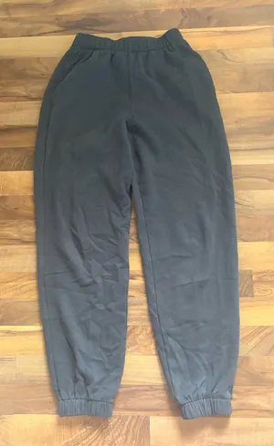 Hollister sweatpants gray size xs long length thumbnail 1