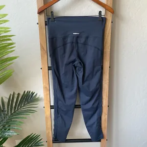 Aerie Chill Play Move Navy High-Rise 7/8 Mesh Stripe Leggings thumbnail 5