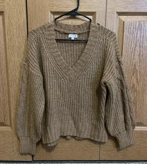 SO Knitted Sweater thumbnail 1