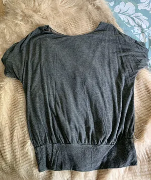 Gray Cold Shoulder Top thumbnail 2