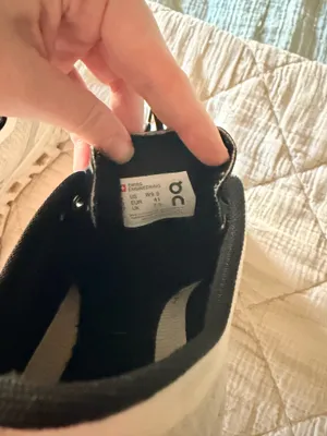 On Cloud Shoes thumbnail 5