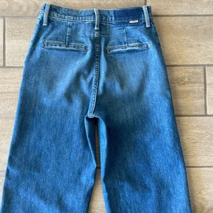 Mother Superior High Waisted Spinner Prep Skimp Jeans in Flash Back Size: 27 thumbnail 13
