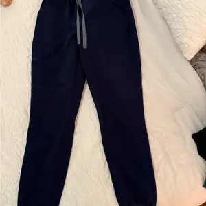 Figs Navy Blue Zamora SMALL TALL Joggers thumbnail 2