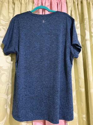 Men's Short Sleeve V-Neck Tee in Heather Navy thumbnail 3