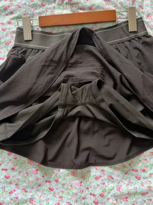 ALO YOGA black athletic mini skirt, size M thumbnail 3