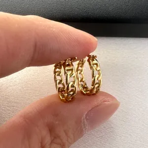 14mm Small Gold Hoop Earrings for Women thumbnail 5