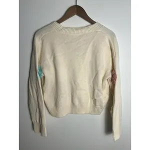 Med Cream‎ Knit Cardigan with 3D Crochet Flower Applique Cottage Boho Feminine thumbnail 4