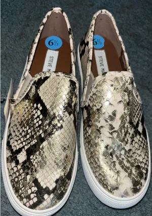 Steve Madden Sneakers thumbnail 3