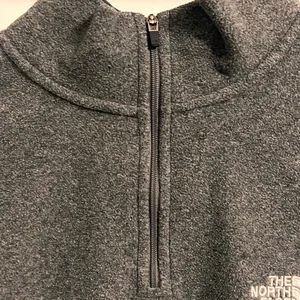 The North Face Quarter Zip Gray Pullover thumbnail 7